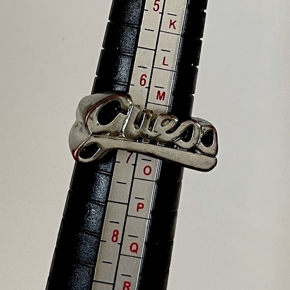 💥Add on item💥 Set of 2 -Guess Ring and Rhinestone Ring - Picture 8 of 8